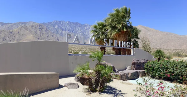 Palm Springs Segno Con Sfondo Deserto Sfondo San Jacinto Mountain — Foto Stock