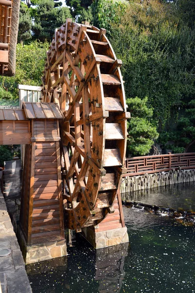 Vintage Wooden Waterwheel Water Mill Used Generate Power — Stock Photo, Image