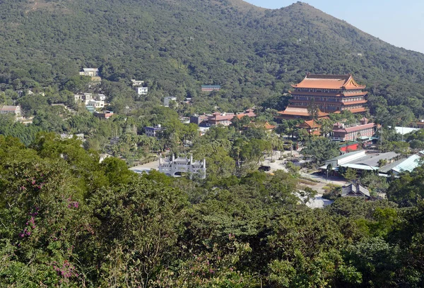 林仏教エスコリアル ゴンピン ランタオ島香港 中国の山の中で 伝統的な中国建築 — ストック写真