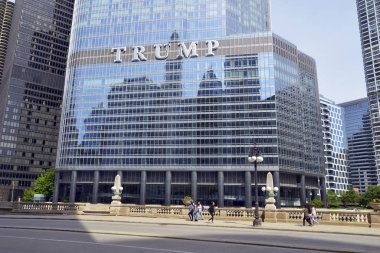Chicago Circa Haziran 2019. Trump International Hotel and Tower, Donald Trump başkan seçildikten sonra daha popüler oldu karışık kullanımlı otel ve konut lüks gökdelen.