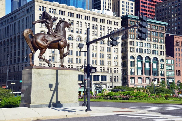 Chicago Circa Junio 2019 Bowman Spearman Indios Ecuestres Son Estatuas — Foto de Stock