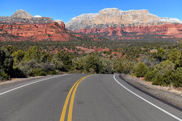 Sedona Arizona Nın Kızıl Kaya Çölü Manzarası Inzivalar Birçok Spa — Stok fotoğraf