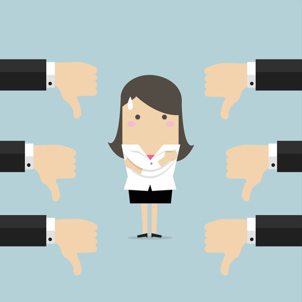 Бизнесвумен и многие руки с опущенными пальцами. Неприязнь и негативное отношение
.