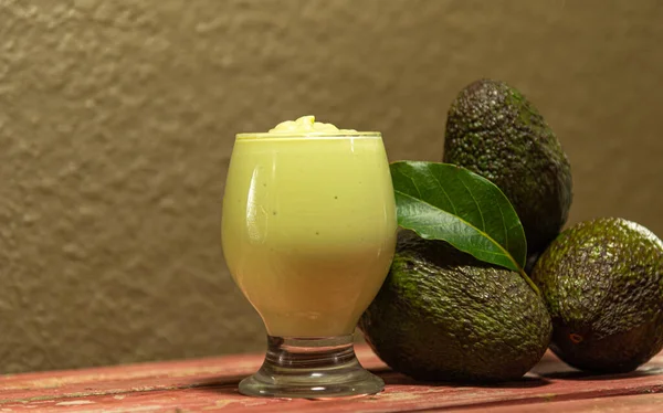 Avocado Cream Dessert Detox Antioxidant Diet Avocado Fruits Leaves Reddish — Stock Photo, Image