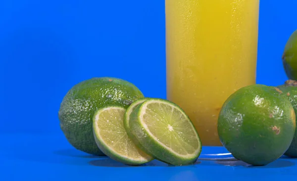Vaso Limonada Frutas Frescas Limón Fuente Vitamina Bebida Natural Refrescante — Foto de Stock