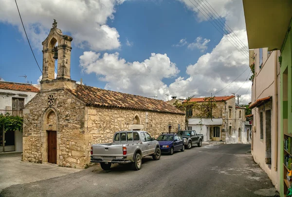 山の村の古い教会 ギリシャだクレタ島 — ストック写真