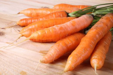 Olgun taze havuçlara yakın dur.