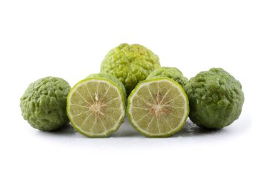 Beyazda izole edilmiş Kaffir kireci