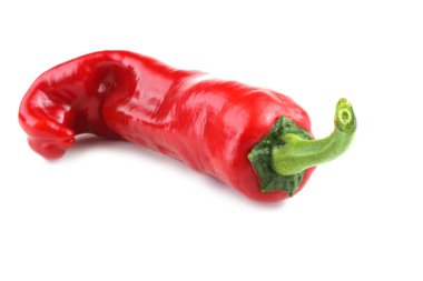 Kırmızı biber beyaz arkaplanda izole edildi