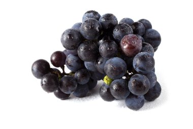 Beyaz şarap izole edilmiş.