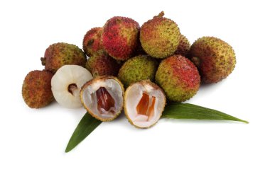 Lychee beyaz üzerine izole edilmiş.