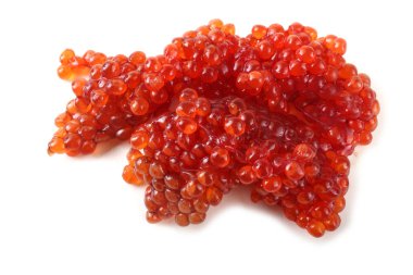 Kırmızı havyar beyaza izole edilmiş.