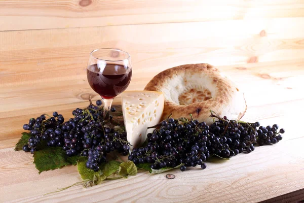Uva Vinho Queijo Pão Almoço Sul — Fotografia de Stock