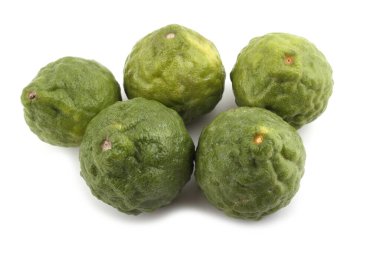 Beyazda izole edilmiş Kaffir kireci