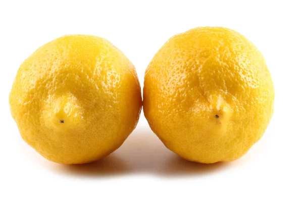 Limonlar Beyazda Izole Edilmiş — Stok fotoğraf