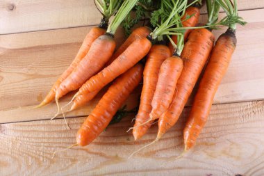 Olgun taze havuçlara yakın dur.