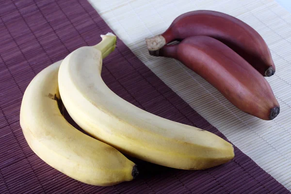 热带香蕉果的特写 — 图库照片