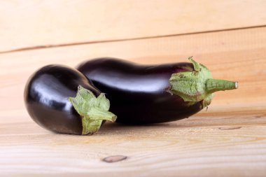 Patlıcanlar masada. Ülke biçimi