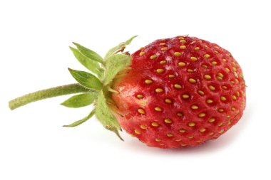 Beyaz arka planda izole edilmiş olgun çilek