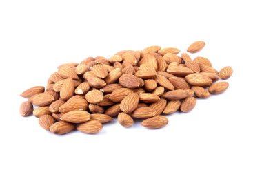 Taze ve sağlıklı bademleri kapatın.