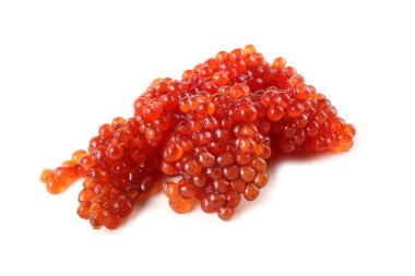 Beyaz arkaplanda kırmızı havyar izole edildi