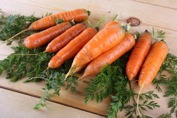 Des Carottes Sur Table Style Champêtre — Photo