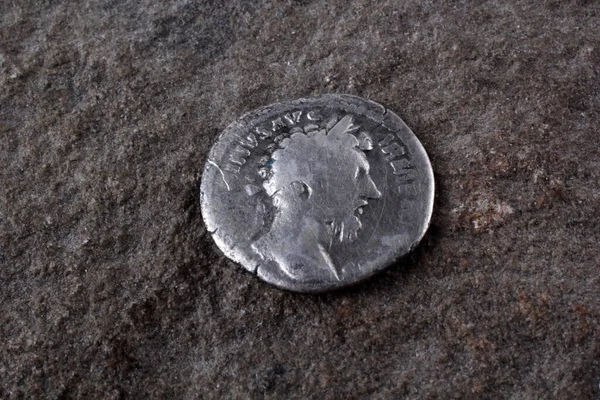 Αρχαίο Νόμισμα Ρωμαϊκή Αυτοκρατορία — Φωτογραφία Αρχείου