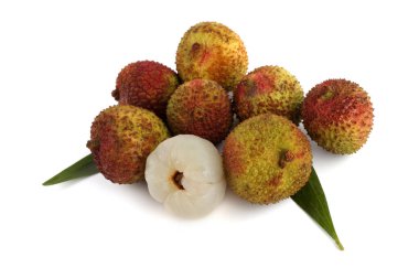 Lychee beyaz üzerine izole edilmiş.