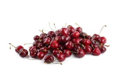 beyaz arkaplanda izole kirazlar