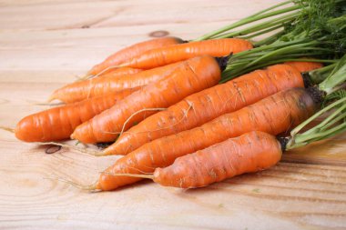 Olgun taze havuçlara yakın dur.