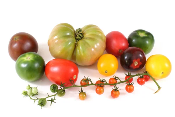 Gustosi Pomodori Maturi Sfondo Bianco — Foto Stock