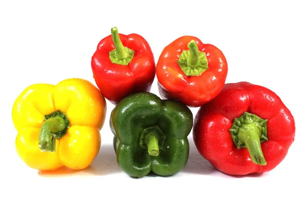 Frische Paprika Isoliert Auf Weißem Hintergrund — Stockfoto