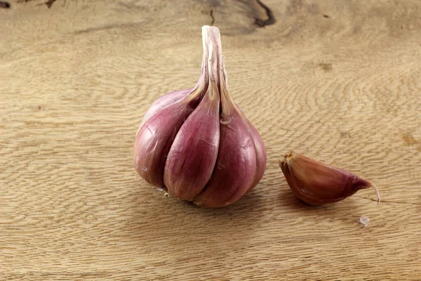Clode Fresh Aromatic Garlic — Stock Photo, Image