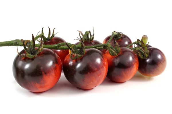 Tomat Matang Yang Lezat Dengan Latar Belakang Putih — Stok Foto
