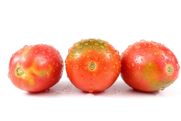 Tomates Mûres Savoureuses Sur Fond Blanc — Photo