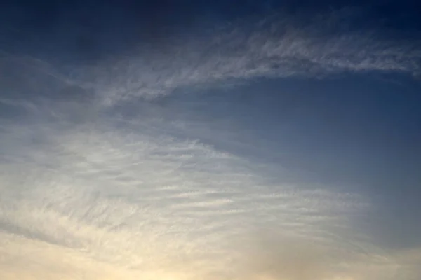 Gökyüzündeki Bulutlar Yaz Zamanı — Stok fotoğraf