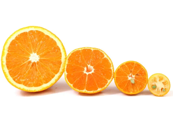 Orangen Und Mandarinen Halbieren — Stockfoto