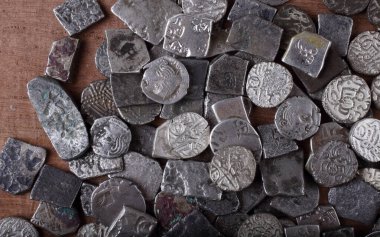 Papirüsteki eski Hint paraları