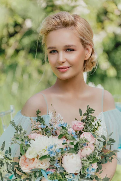 Beautiful Young Bride Wearing Gorgeous Wedding Dress Spring Blooming Garden — Stock Photo, Image