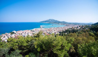 Zakynthos liman ve şehir