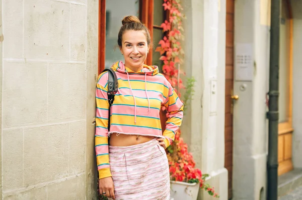 Portrait Young Beautiful Woman Wearing Stripe Sweatshirt — Stock Photo, Image