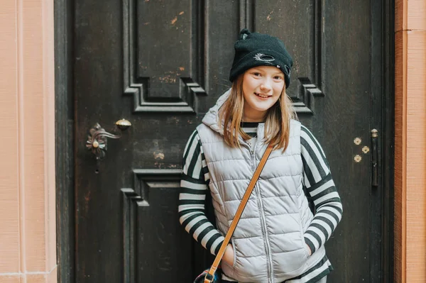 Outdoor Portrait Young Kid Girl Wearing Grey Sleeveless Jacket Black — Stock Photo, Image