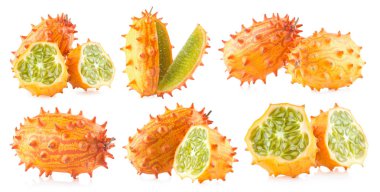 Beyaz arka plan üzerinde izole olgun kiwano kavun 6 resim