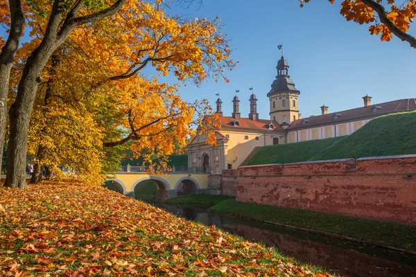 Stary zamek w Niasvizh — Zdjęcie stockowe