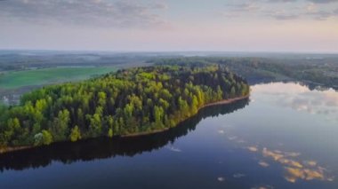 Milli park Narachanski, Beyaz Rusya'da güzel sabah