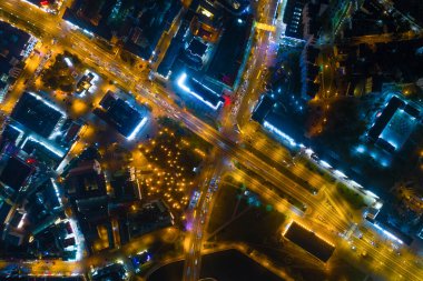 Geceleri Minsk 'in (Belarus) havadan çekilmiş fotoğrafı.