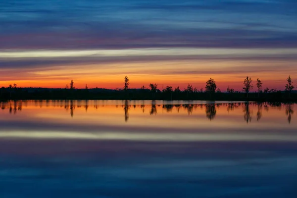 Einer Der Seen Des Einzigartigen Yelnya Moors Bei Sonnenaufgang — Stockfoto