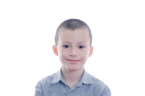 Retrato Menino Sorridente Isolado Fundo Branco Felicidade Infância Para Bonito — Fotografia de Stock