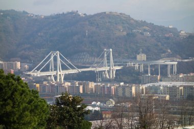 Cenova 'da Ponte Morandi Köprüsü Harabeleri