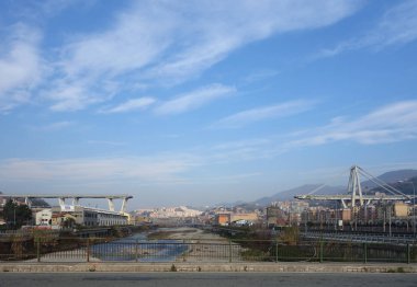 Cenova 'da Ponte Morandi Köprüsü Harabeleri